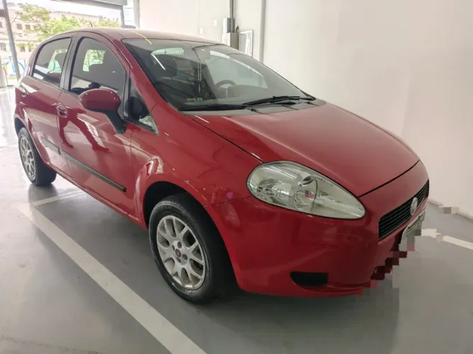 Fiat Punto Attractive 1.4 Fire Flex 8V 5P 2011