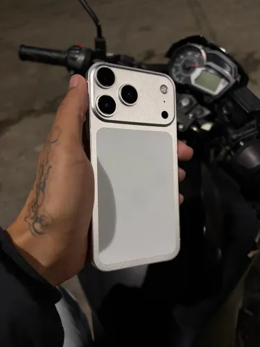 iPhone 11 no 17 PRO