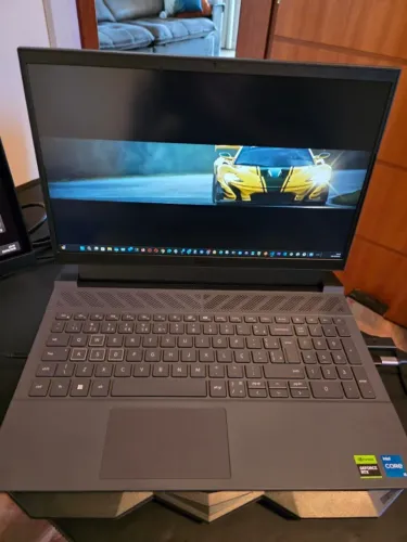 Dell G15 5530 Gamer ? RTX 4050 / 32GB / 1TB NVMe ? Estado de Novo