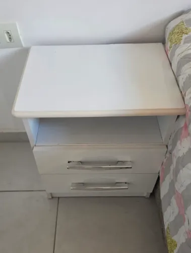 Mesa Cabeceira Cama - Branca