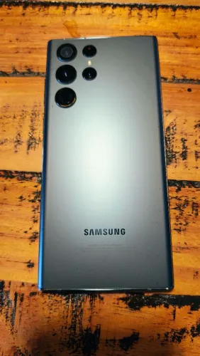 Celular S22 Ultra 256 GB usado excelente conservação 