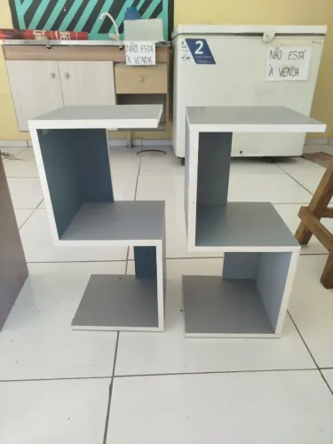 mesa de cabeceira