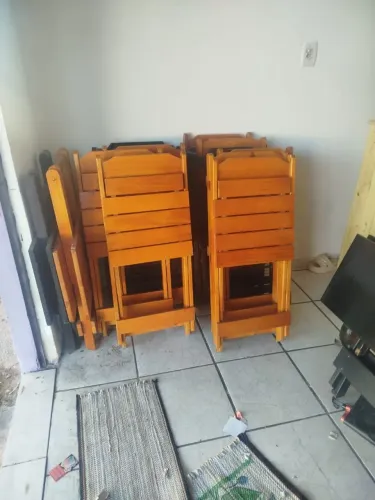 Vende_se acaiteria, balcões, freezer, e 3 jogos de mesa!