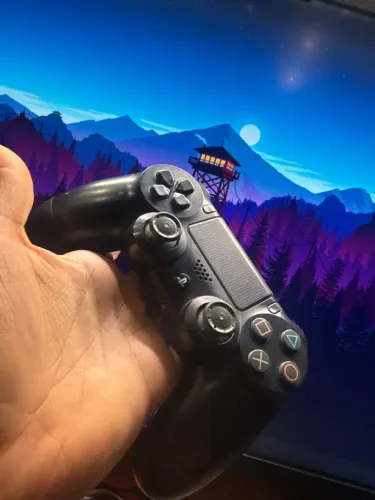 Controle ps4 só funciona pelo cabo