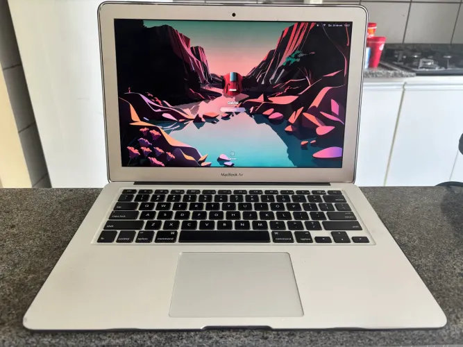 Macbook air i5