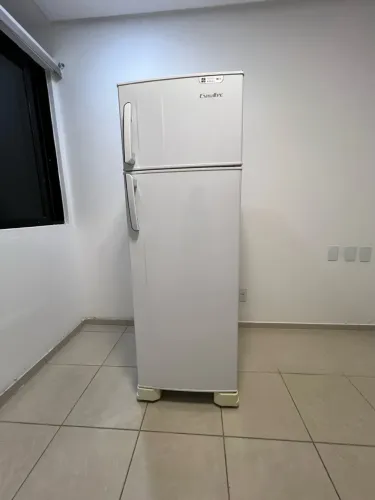 Geladeira duplex Esmaltec Defrost