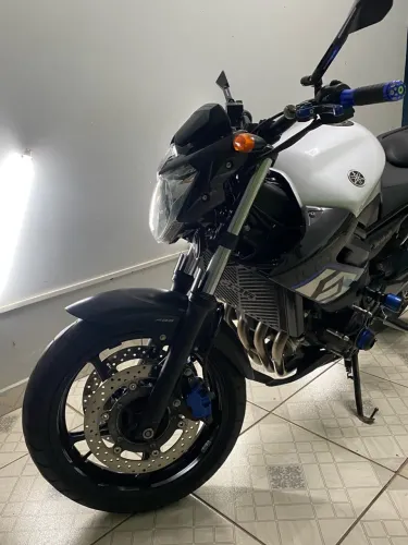 Yamaha XJ6 N 2017