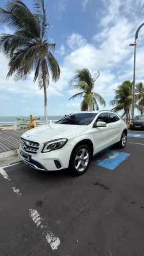 Mercedes-Benz GLA 200 Adv. 1.6/1.6 TB 16V Flex Aut. 2018