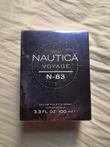 Náutica Voyage N-83