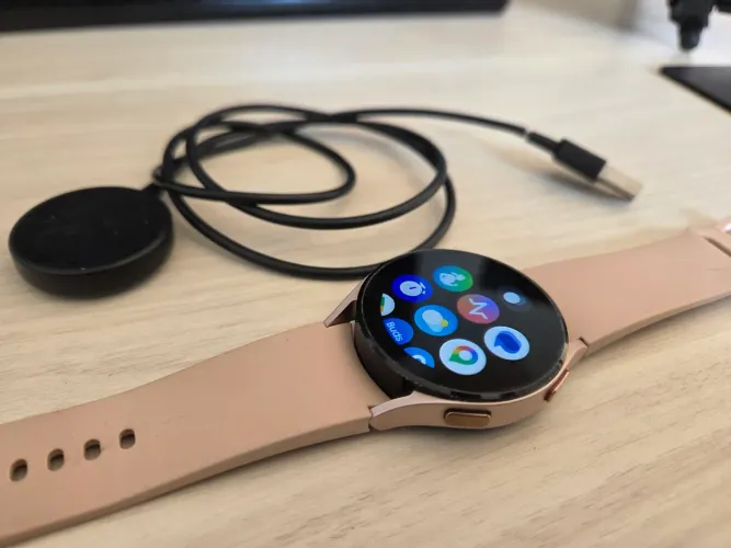 Galaxy watch 4 40mm LTE Rose 