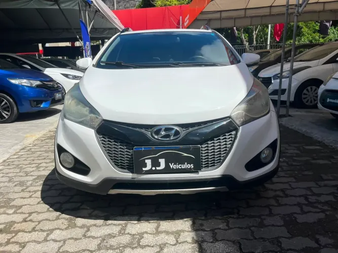 Hyundai HB20X Premium 1.6 Flex 16V Aut. 2015