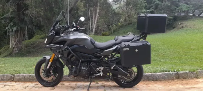 Tracer 900 GT 2022 Único Dono - Completa com Baús, Revisada e Óleo Novo - 63 mil km
