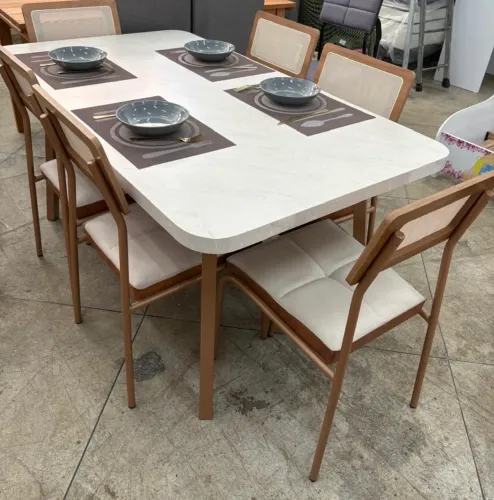 Mesa de Jantar 6/C