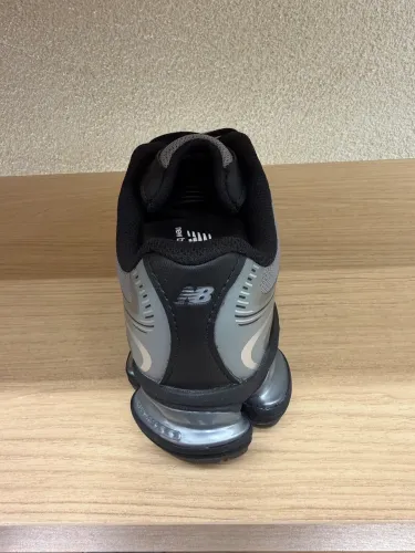 Tênis NEW BALANCE NB 2000 ABZORB Unisex Cinza/Prata