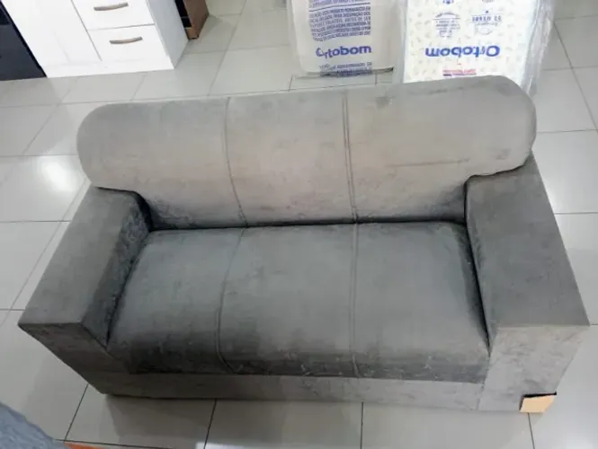 Sofá 3 Lugares Xaropinho Sued Cinza - Entrega Rápida!