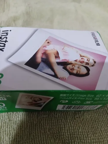 Filme Fujifilm Instax Mini com 20 fotos