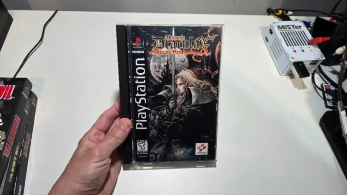 Castlevania Symphony of the Night (Dracula X) PS1 prensado longbox midia preta jogo PT-BR
