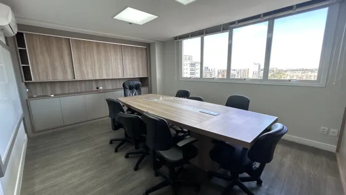 Sala Comercial 140 m², 3 banheiros, 2 vagas cobertas, Bairro Marechal Rondon - Condomínio