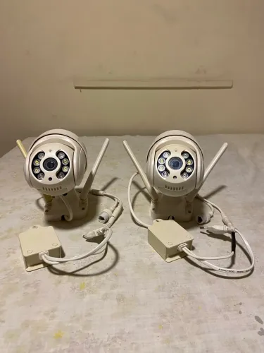 Câmeras eletrônicas de bebês