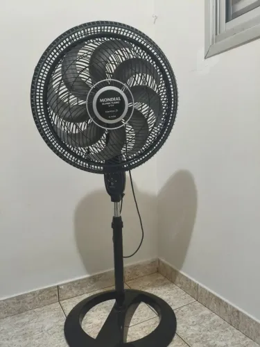 Ventilador de Coluna Silencioso Mondial Super Turbo 8 pas (110 V)
