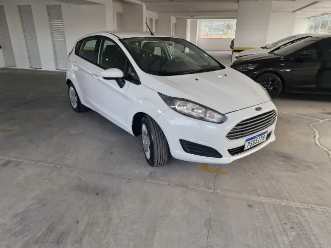 Ford Fiesta 1.5 16V Flex Mec. 5P 2015