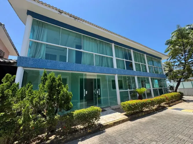Casa para aluguel com com 5 quartos no cond. Sol e Mar em Maria Farinha