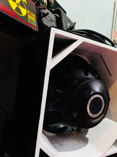 Vendo boca de 18 3k eros KD original nova em bom estado de conservação