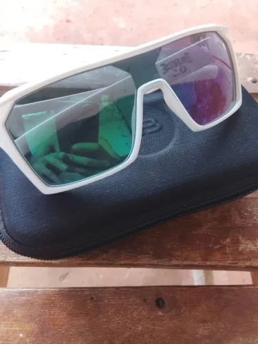 Vendo óculos de sol
