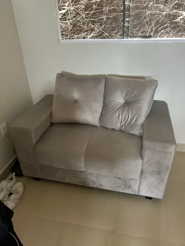 Sofá 2 lugares 