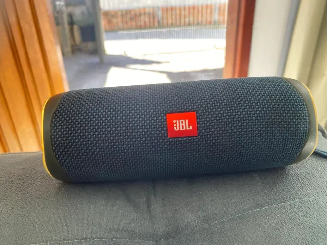 Caixa de som JBL