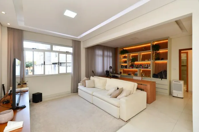 Apartamento à Venda - Savassi, 2 Quartos, 110 m2