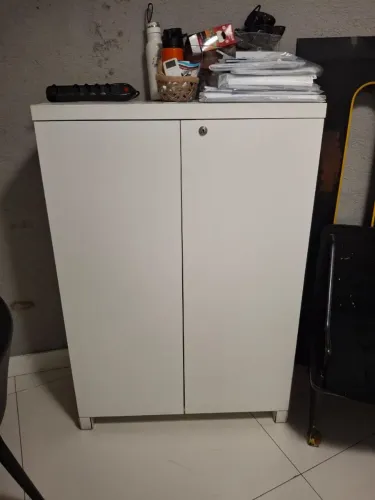 Armário Multiuso Organizador Branco Com Chave E Prateleiras Reguláveis