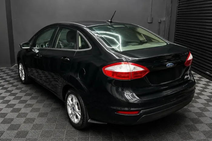 Ford Fiesta Sedan 1.6 16V Flex Aut. 2014