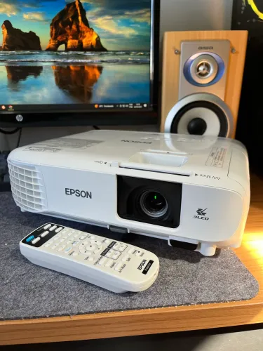 Projetor Epson Powerlite E20 XGA, 3400 Lumens