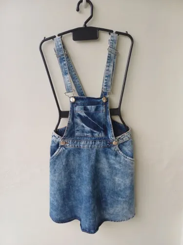 Jardineira jeans tam P
