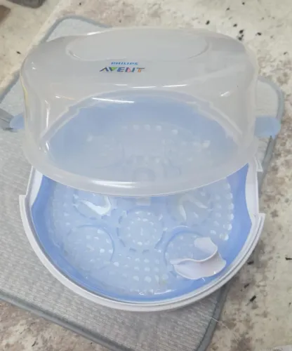 Esterilizador de Mamadeira a Vapor Avent  para Micro-ondas