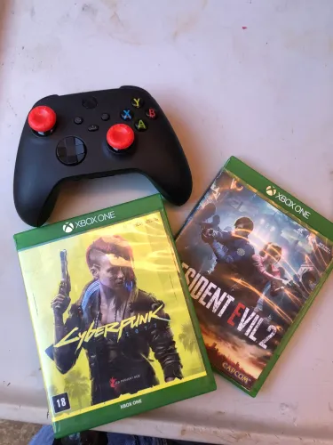 Controle Xbox séries SX mais 2 jogos 
