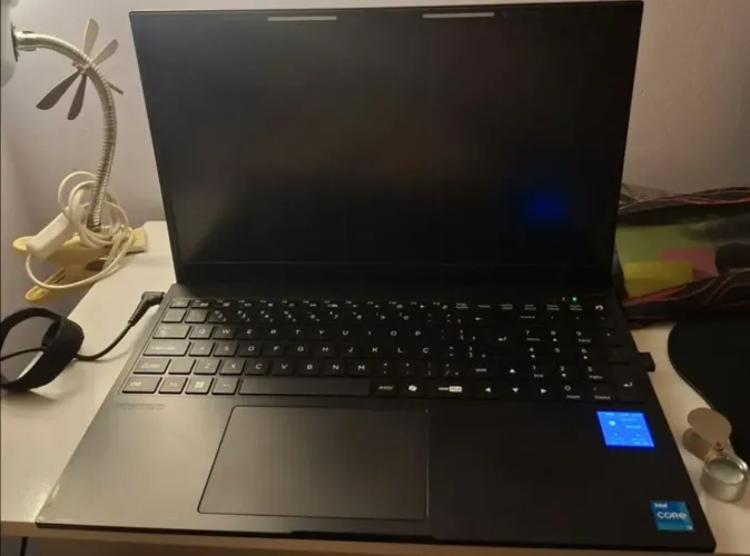 NOTEBOOK POSITIVO VISION ¡15M - PRATICAMENTE NOVO!