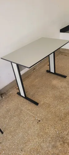 Mesa de escritório 
