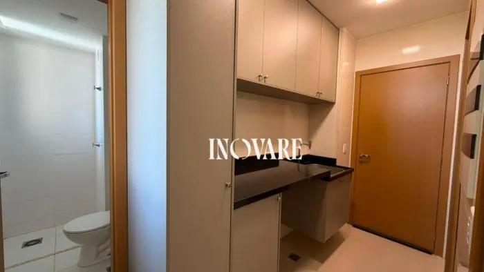 Apartamento com 3 dormitórios para alugar, 157 m² por R$ 10.700,00/mês - Jardim Karaíba -