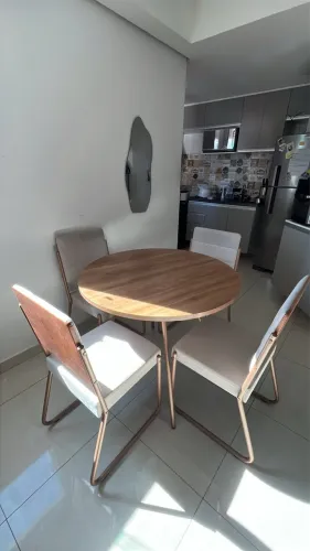 Mesa 4 cadeiras
