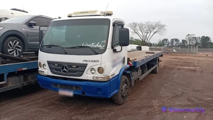 Mercedes-Benz Accelo 1016 2014 - Guincho 3 Carros com Asa