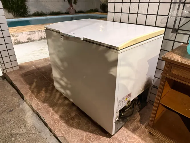 Freezer Horizontal Eletrolux (Não congela)