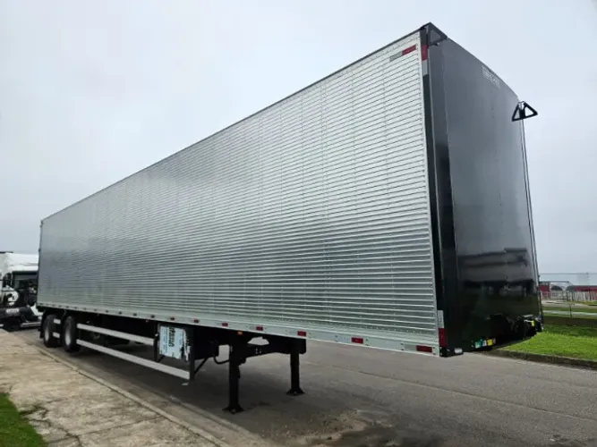 Carreta Baú 2 Eixos Librelato Ano 2027 0km Pronta Entrega  30 plt 15.40 x 2.90 Sem pneus