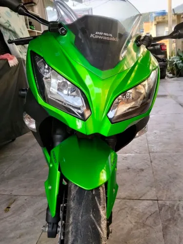 Kawasaki Ninja 300