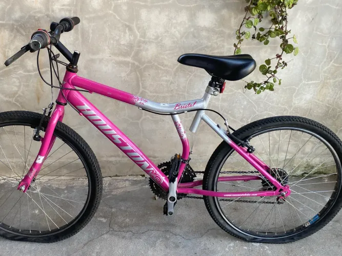 Bicicleta aro 24- bem conservada!