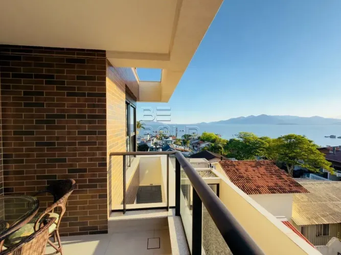 Apartamento com 2 dormitórios no Colinas Itaguaçu