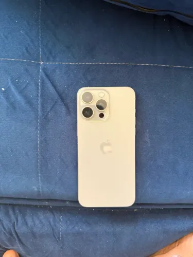 iPhone 15 pro max (sem marcas de uso)