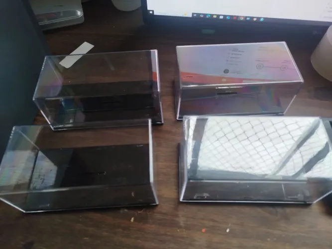 Conjunto de 4 Caixas Acrílicas para Miniaturas 1:43