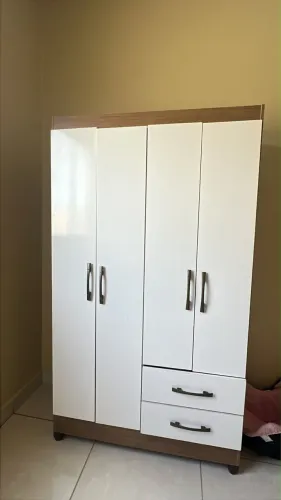 Vendo guarda roupa pequeno